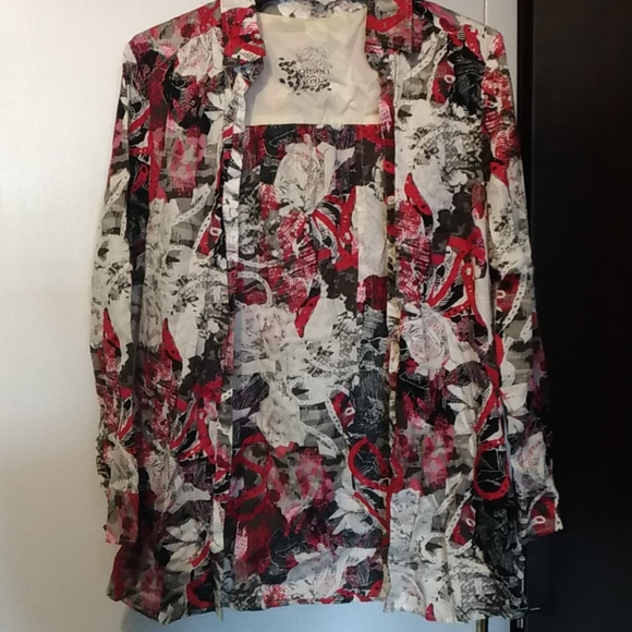 Gorgeous print button down with slits - Picture 1 of 4